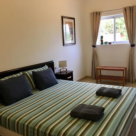 Bubali Gardens Apartment Palm Beach Ngoại thất bức ảnh